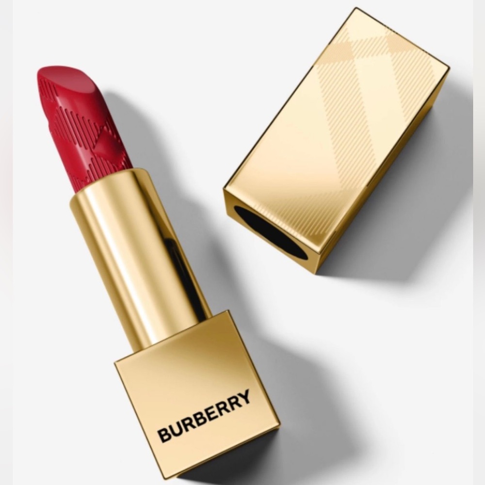 Burberry Kisses #103 Bold Cherry Satin Lipstick NIB + Small Burberry Dust Bag